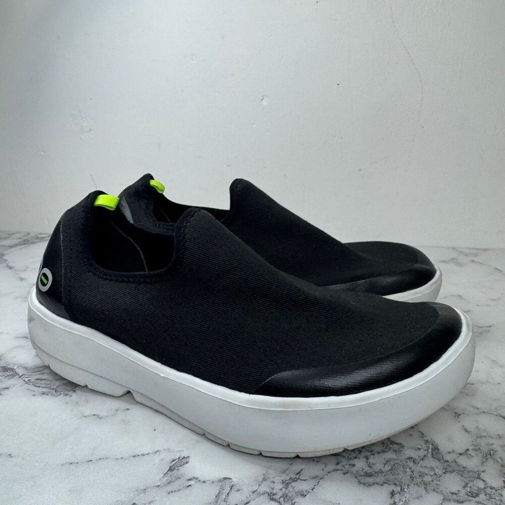 Oofos OOmg Eezee Low Shoe 7